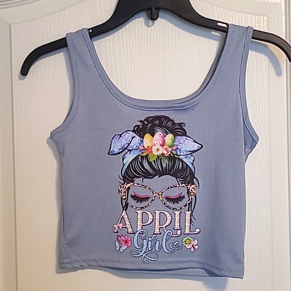 📢 "April Girl" Handcrafted Crop Top🛍👚